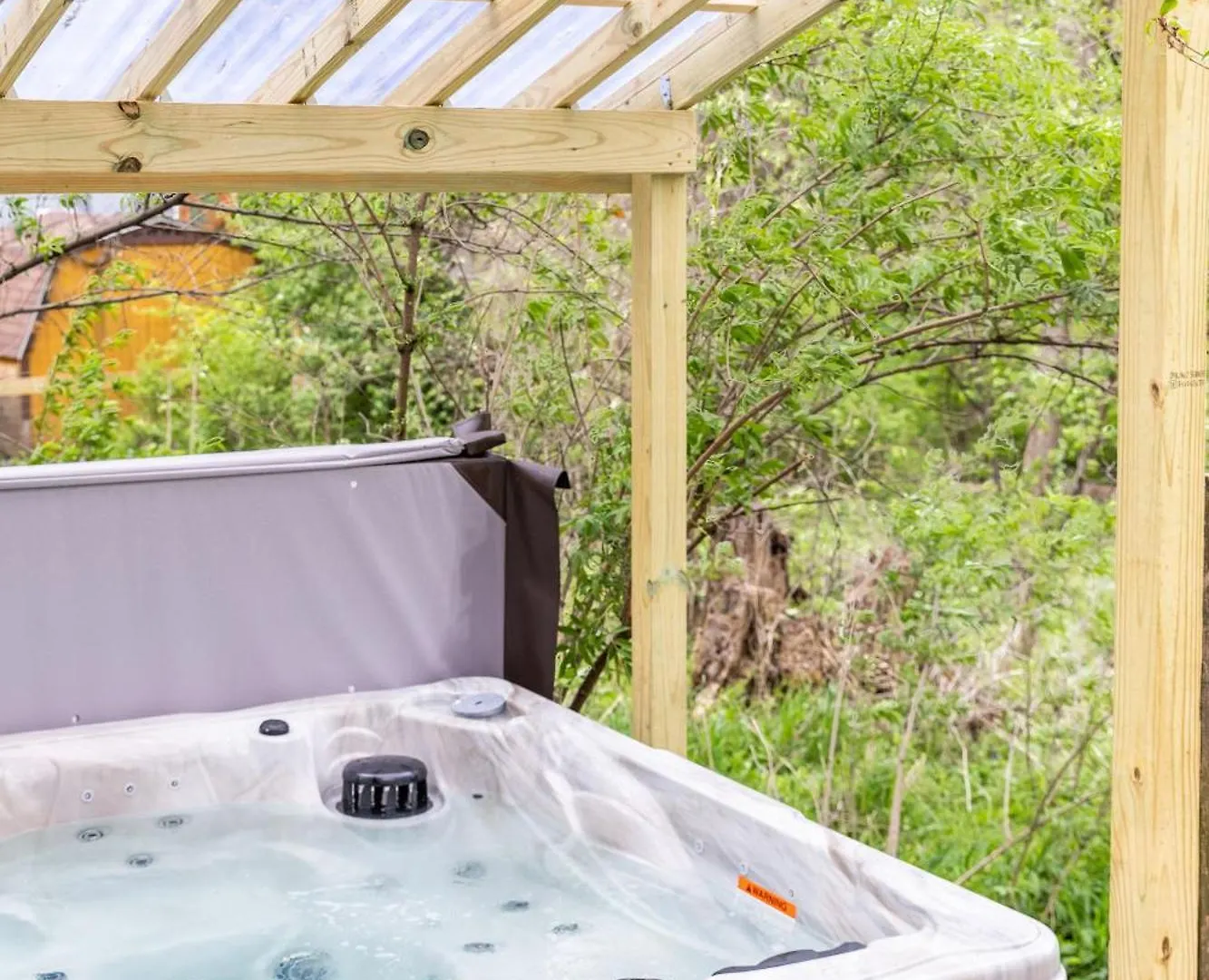 Dreamy Tiny House Cottage With Hot Tub And Garden Patio Nashville Holiday home