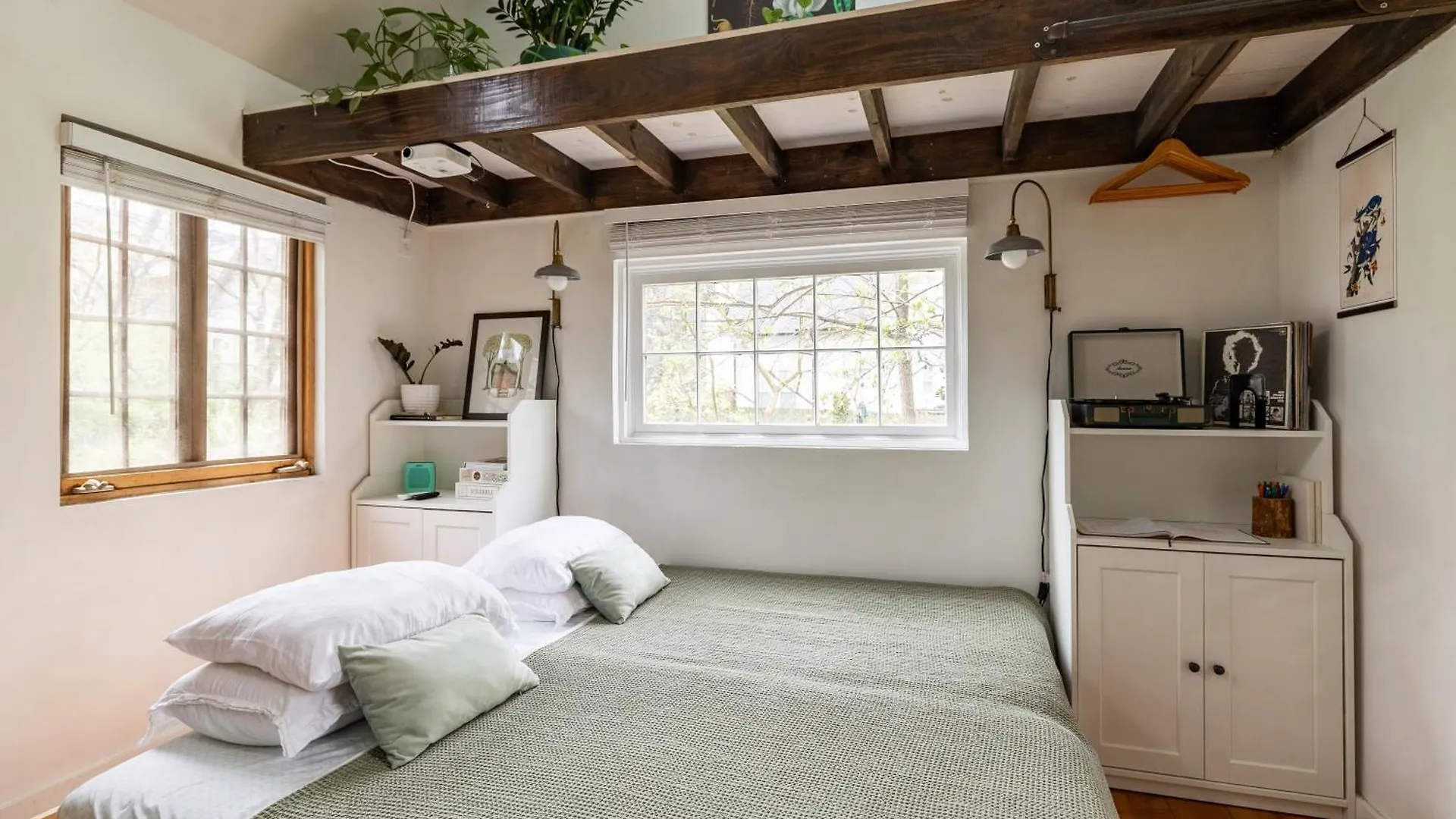 Dreamy Tiny House Cottage With Hot Tub And Garden Patio Nashville Holiday home