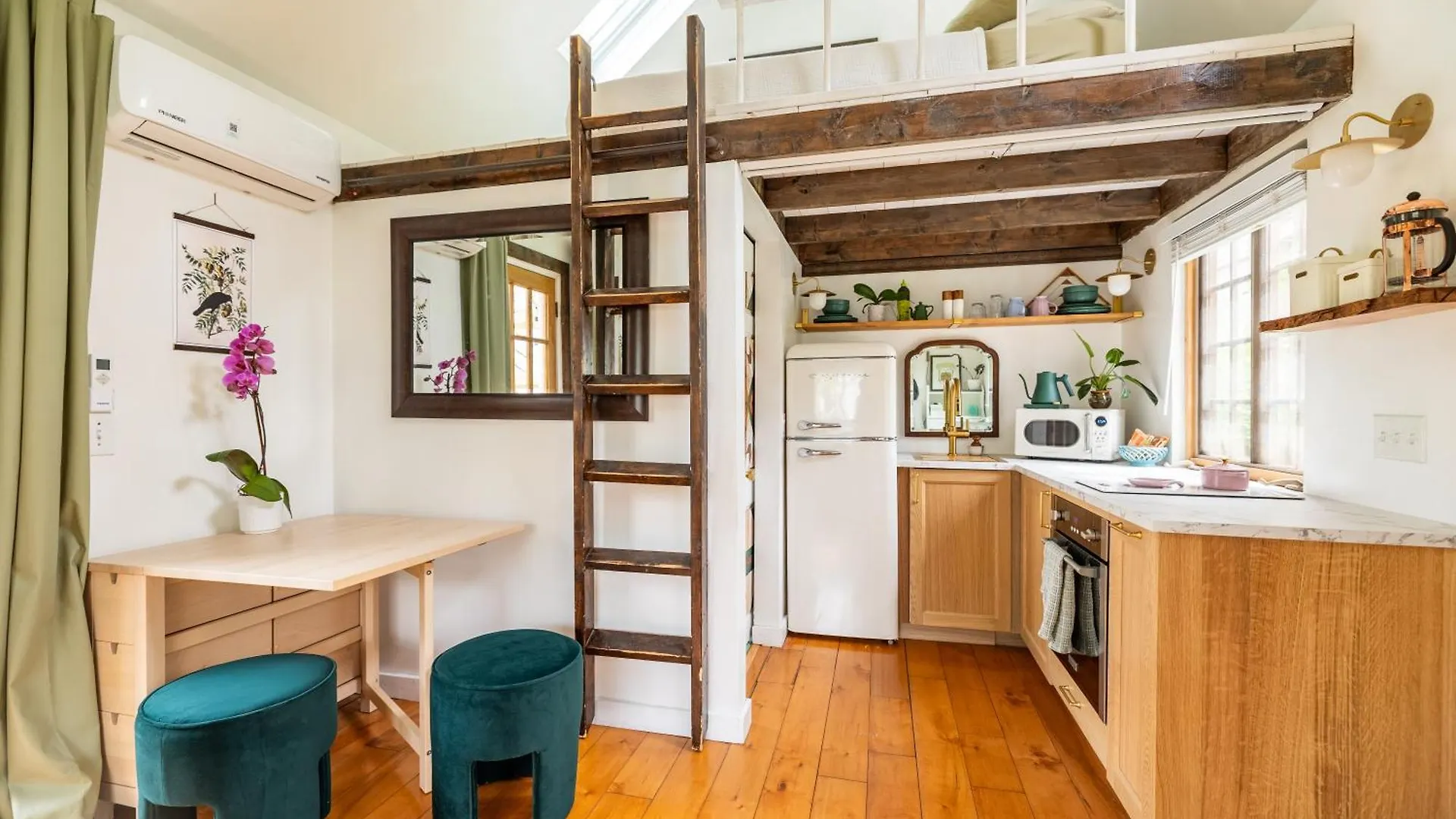 Holiday home Dreamy Tiny House Cottage With Hot Tub And Garden Patio Nashville United States