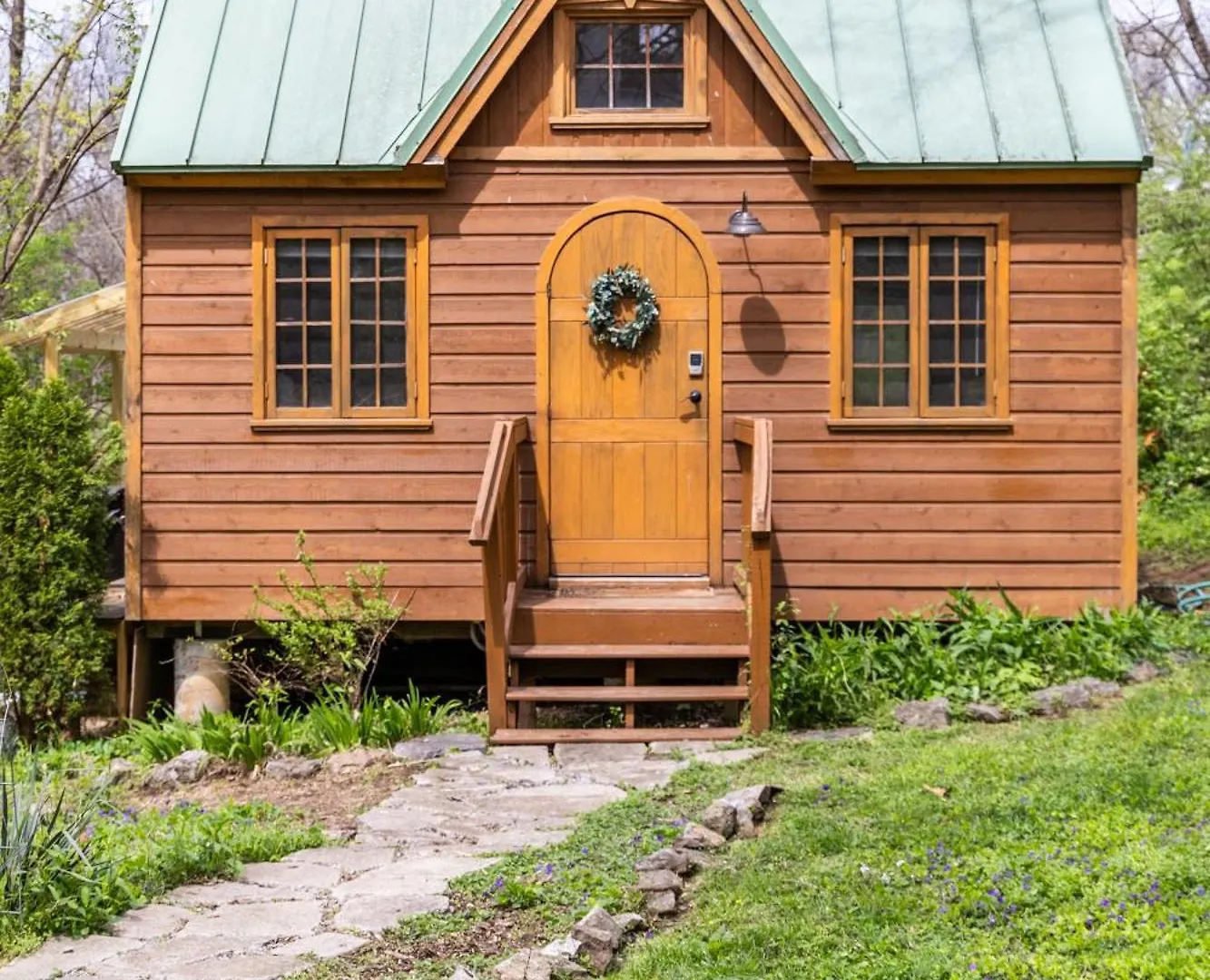 Dreamy Tiny House Cottage With Hot Tub And Garden Patio Nashville United States