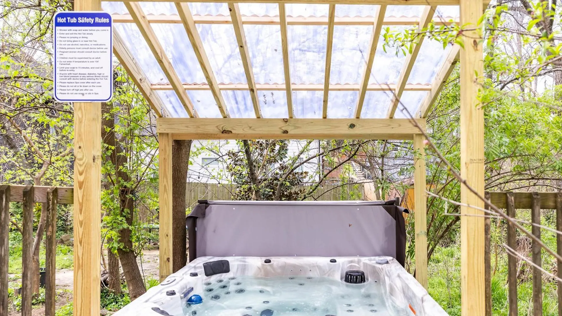 Holiday home Dreamy Tiny House Cottage With Hot Tub And Garden Patio Nashville United States